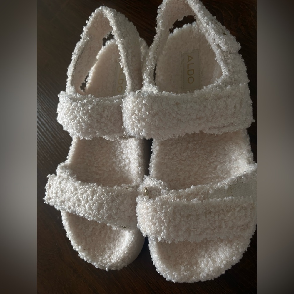 ALDO Sandals - Picture 2 of 4